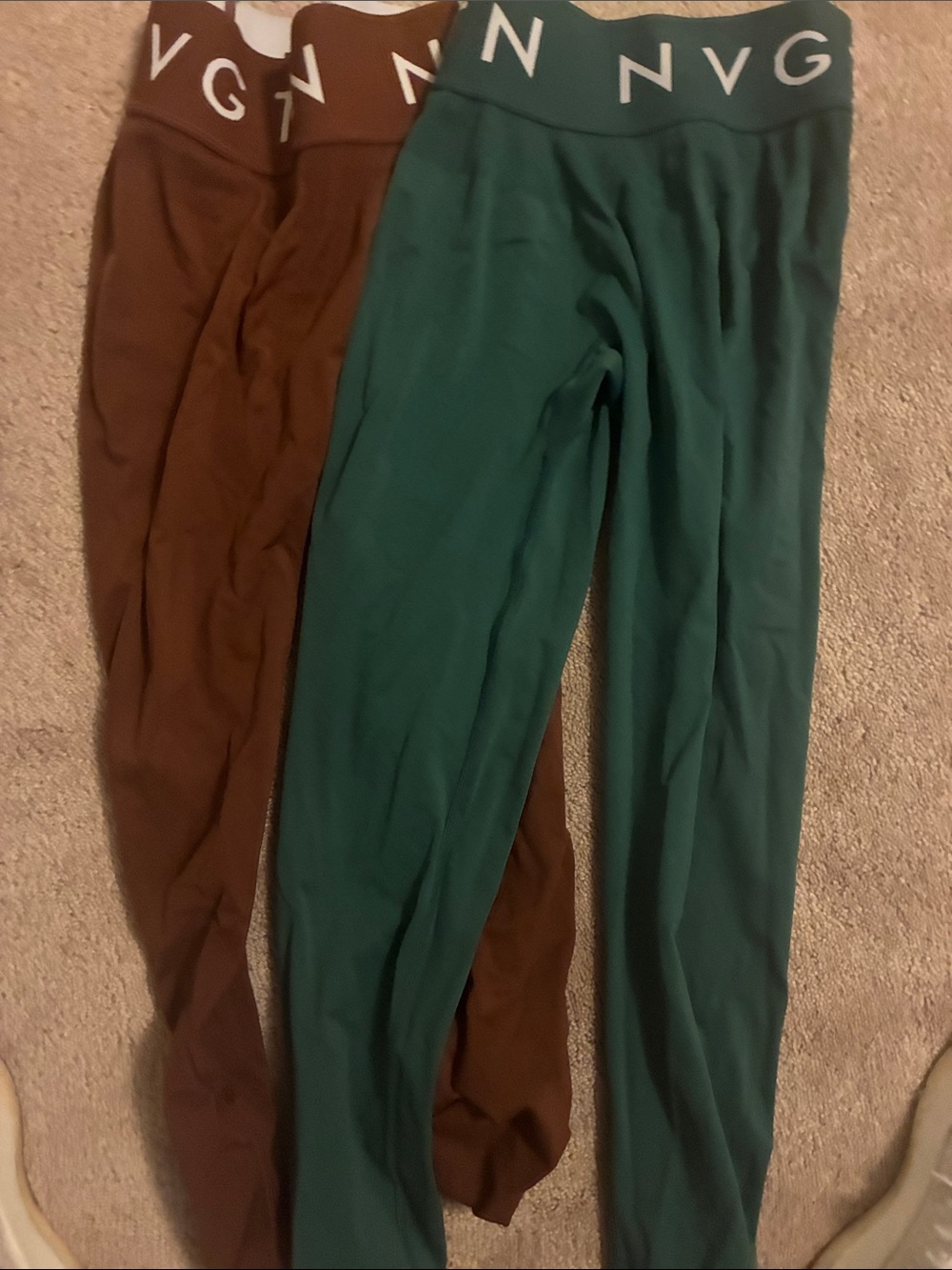 NVGTN Women's High-Waist Active Leggings in Forest Green and Brown